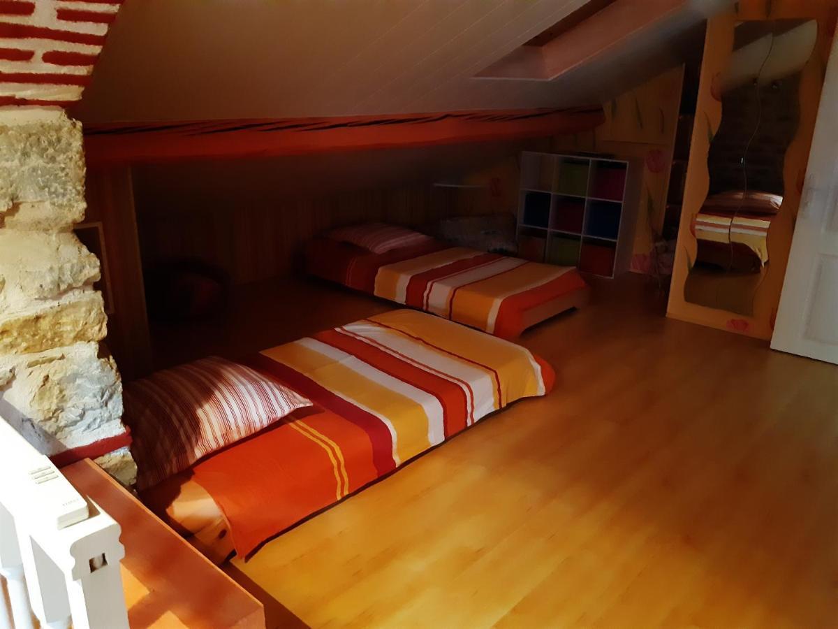 La Providence, Chambres D'Hotes Saint-Sernin-du-Plain Ngoại thất bức ảnh