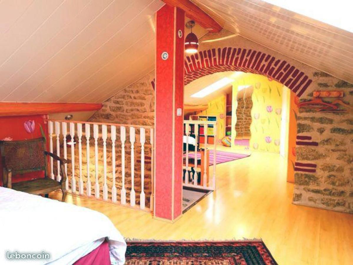 La Providence, Chambres D'Hotes Saint-Sernin-du-Plain Ngoại thất bức ảnh