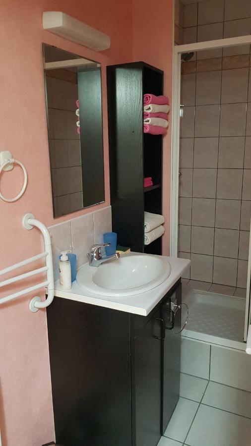 La Providence, Chambres D'Hotes Saint-Sernin-du-Plain Ngoại thất bức ảnh