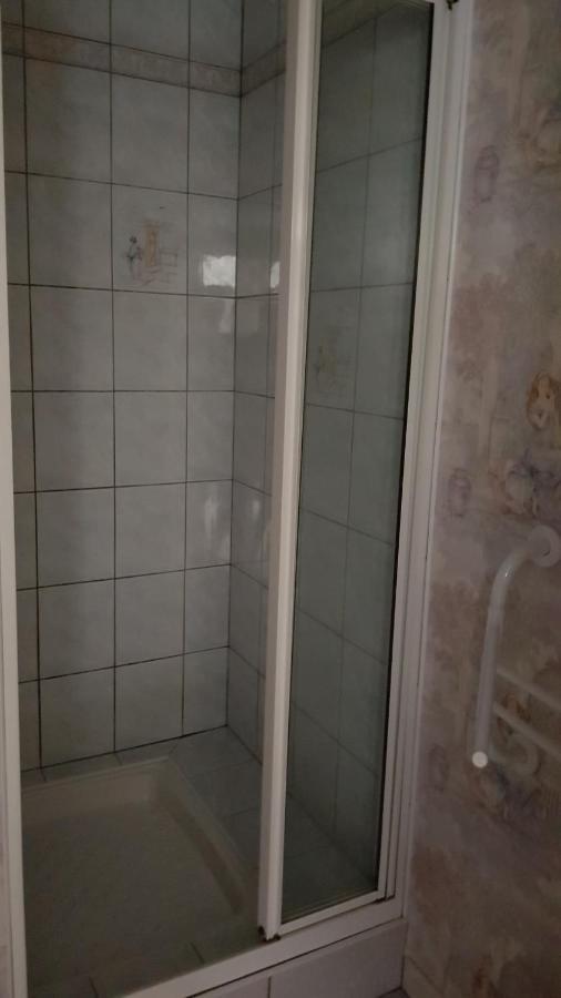 La Providence, Chambres D'Hotes Saint-Sernin-du-Plain Ngoại thất bức ảnh